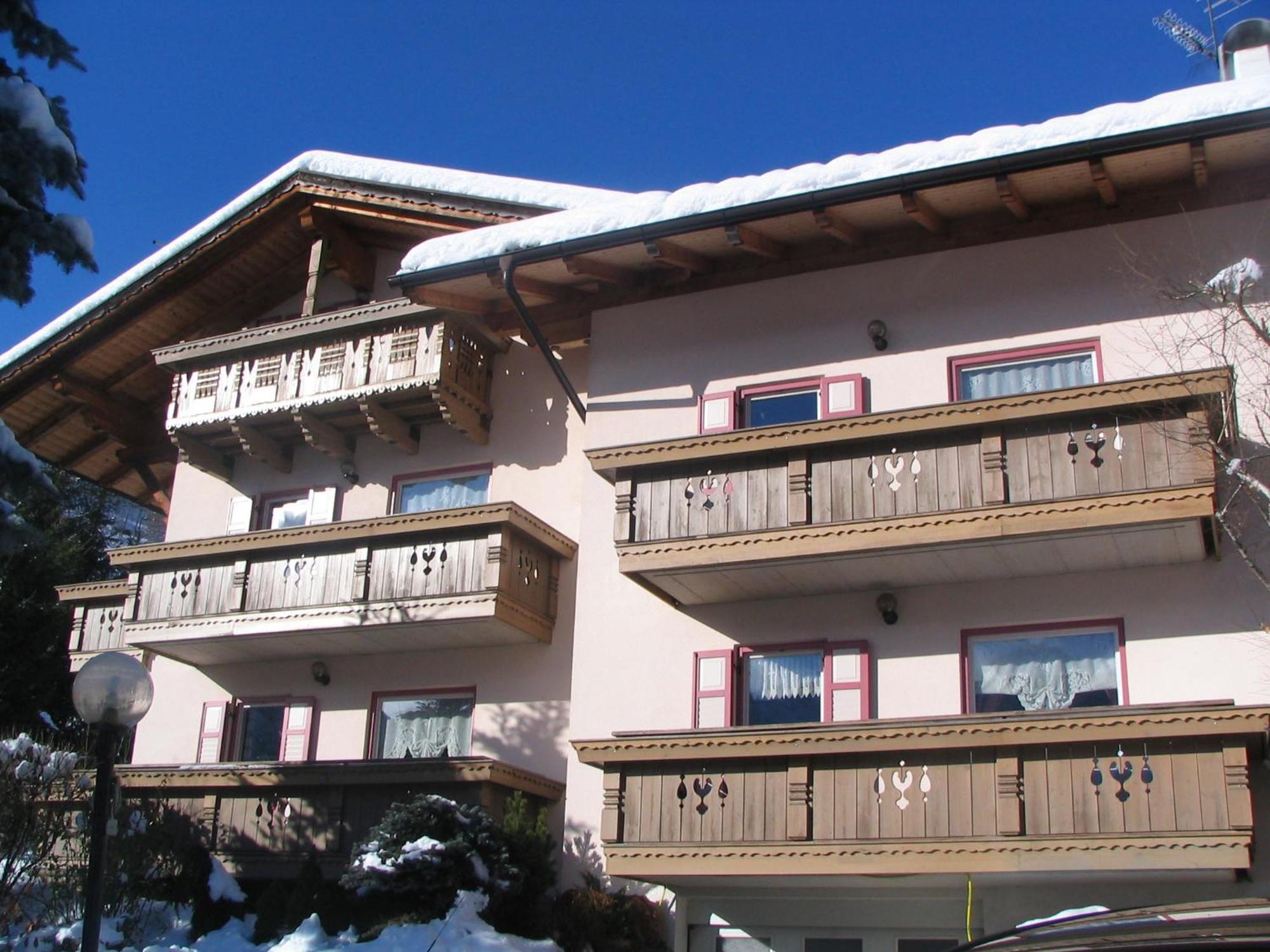 Villa Mirabell Cavalese Exterior foto